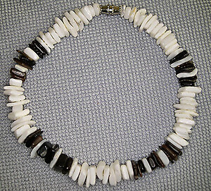 White/Black Square-Cut Pin Shell Chip Anklet/Bracelet