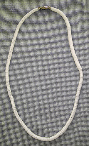 White Round Clam Shell Necklace 16