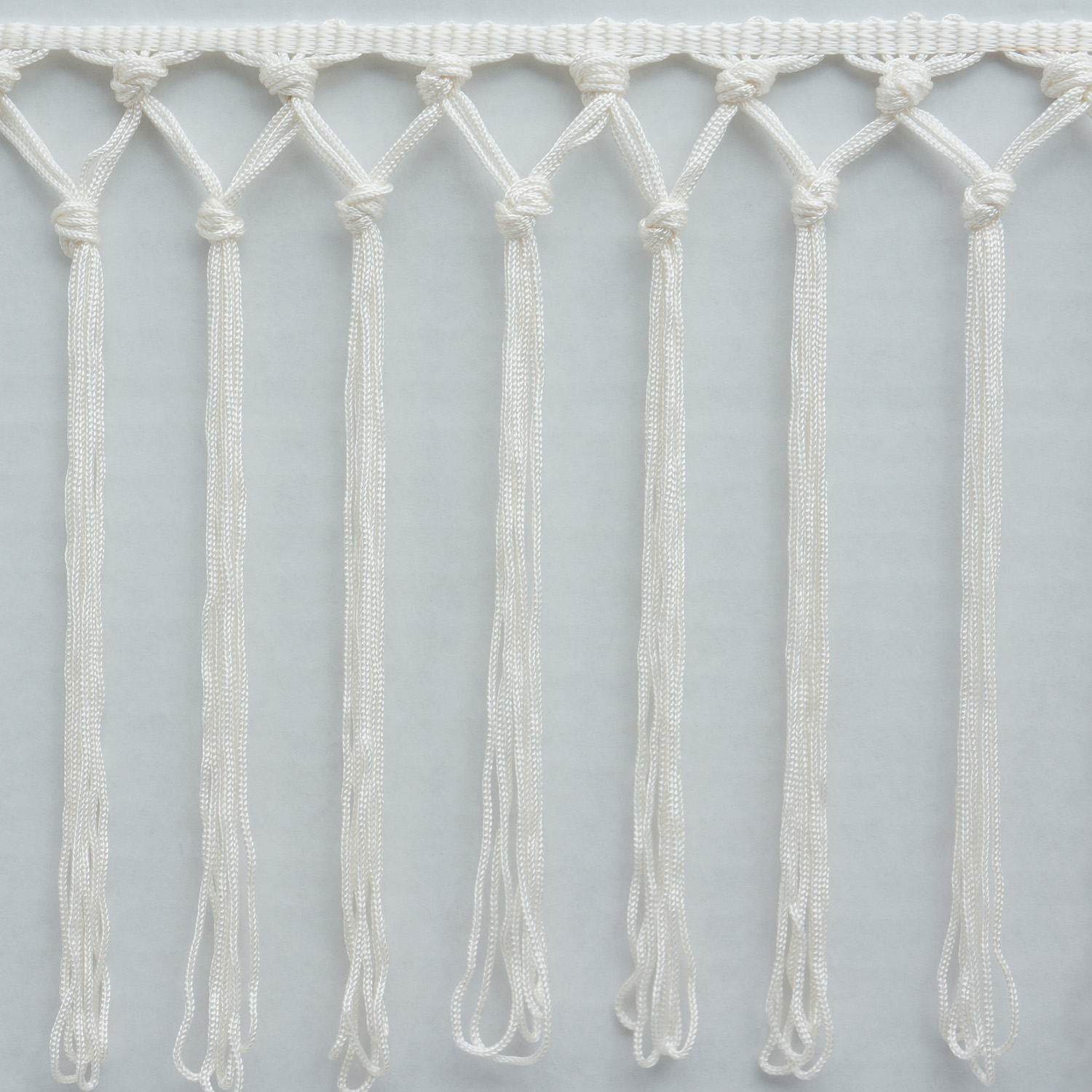 Knotted Looped Chainette Fringe