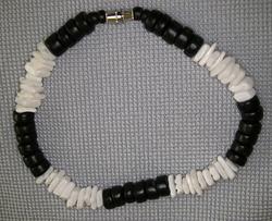 Black Coco Bead/White Square Cut Shell Anklet